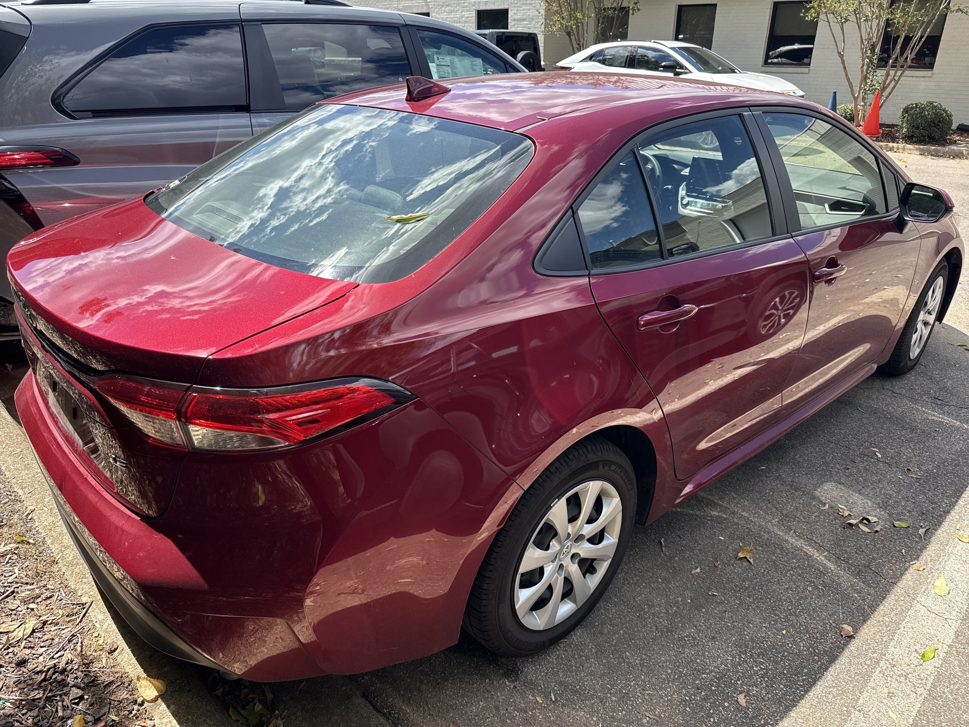 Used 2023 Toyota Corolla LE FWD image 42