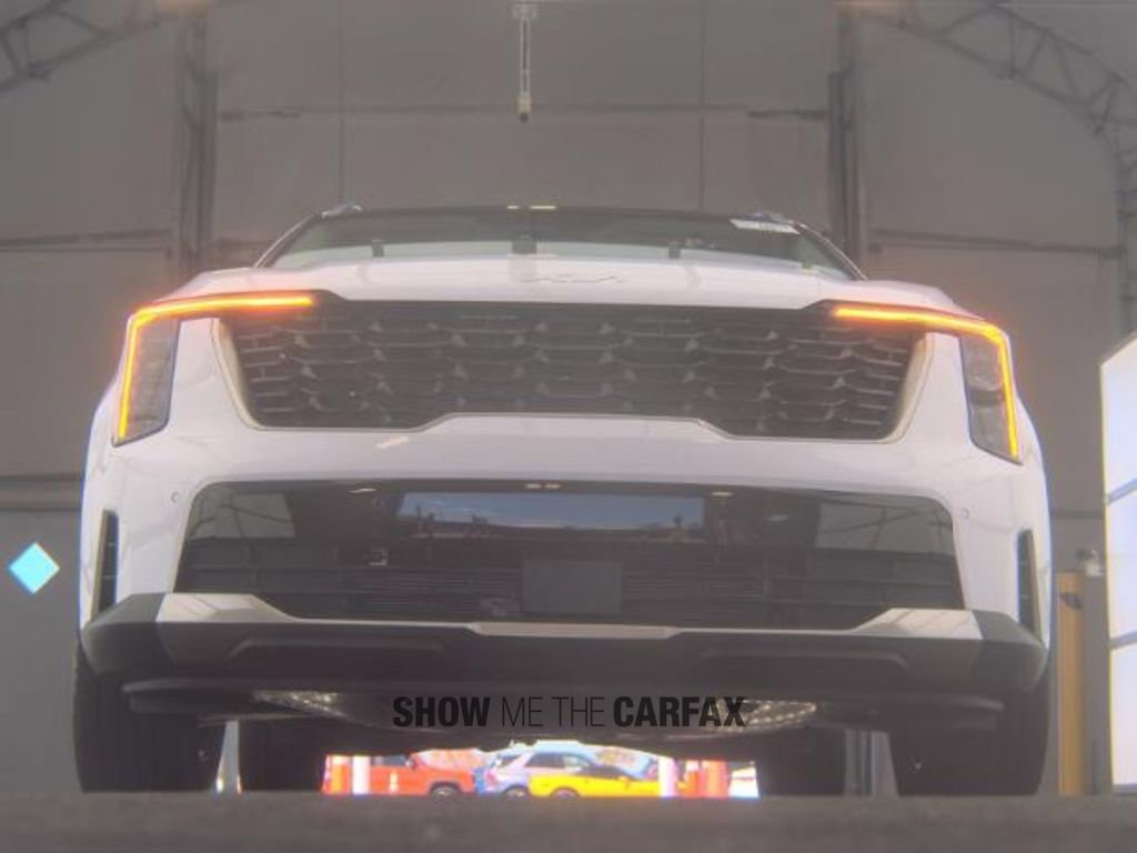 Used 2025 Kia Sorento S w/ Panoramic Sunroof Package video 3