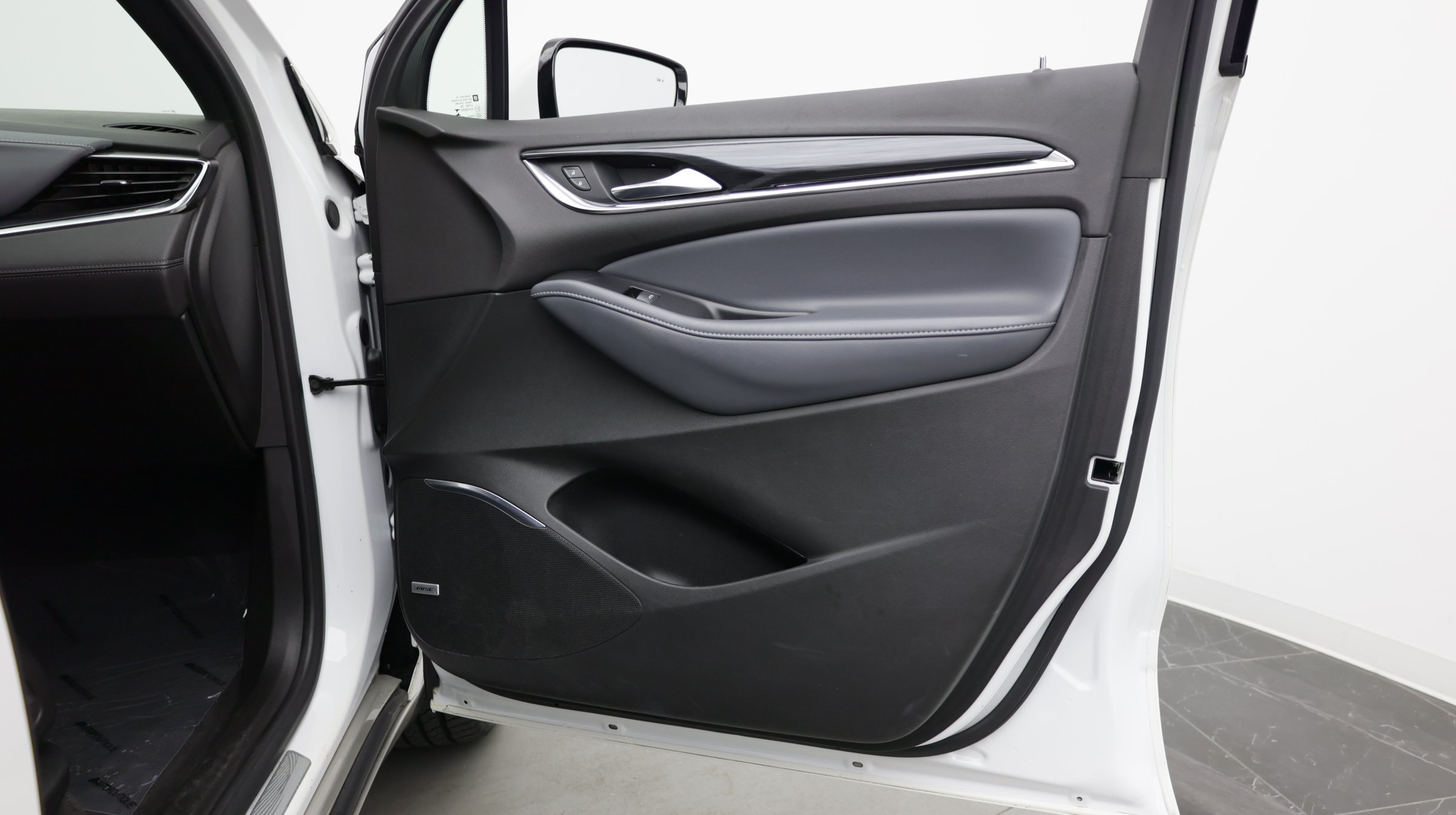 Used 2022 Buick Enclave Premium FWD image 41