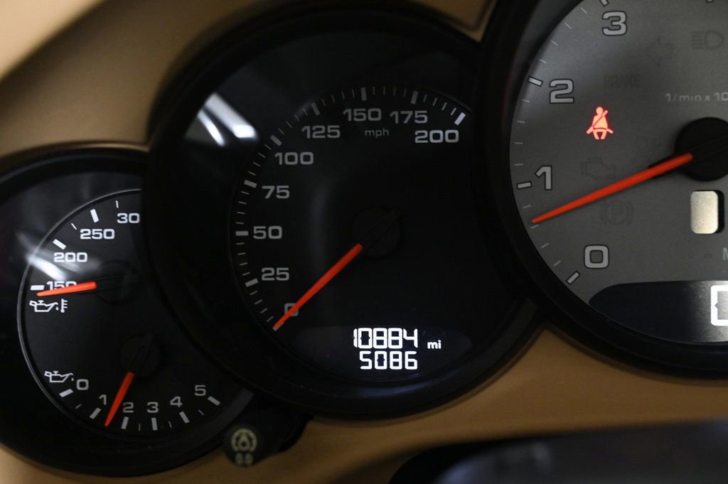 Used 2017 Porsche 911 Carrera S image 14