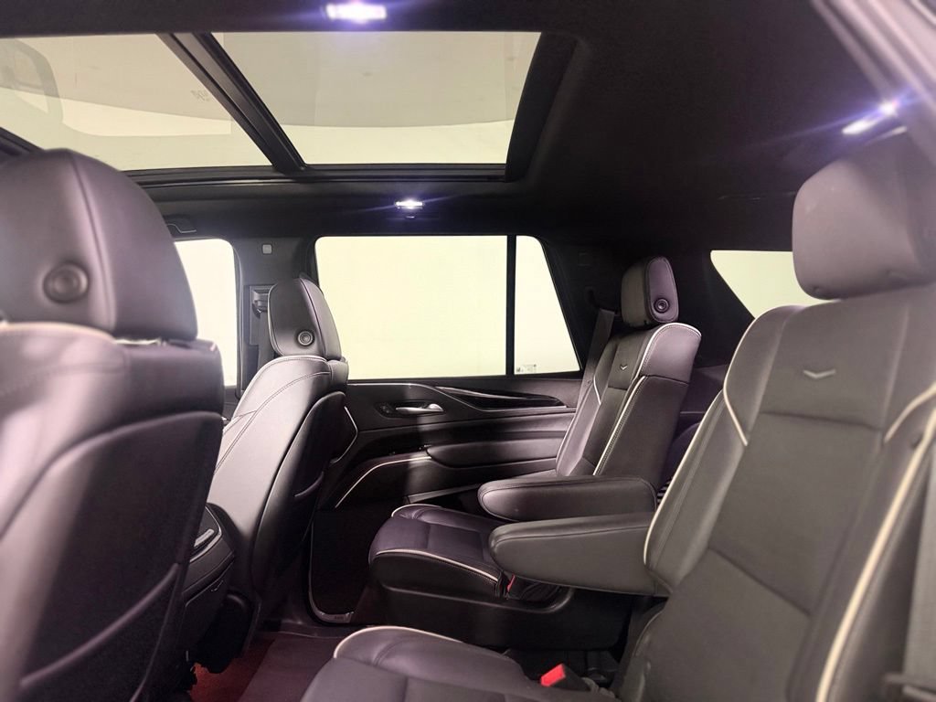 Used 2024 Cadillac Escalade Sport AWD/4WD image 24