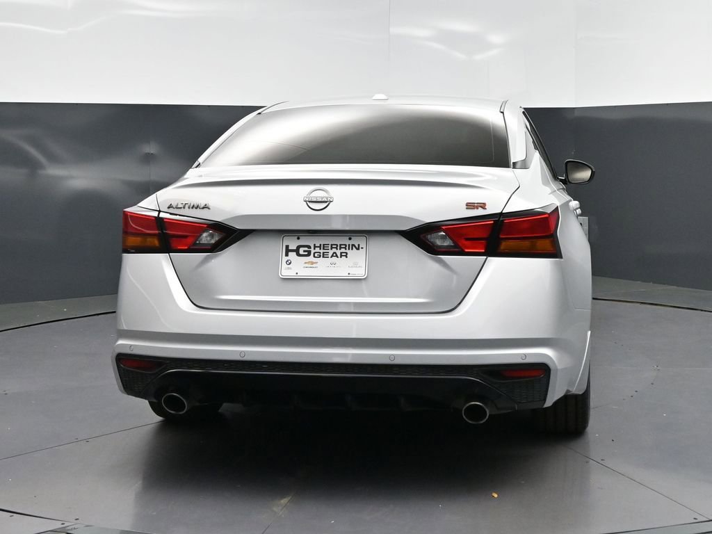 Used 2024 Nissan Altima 2.5 SR w/ SR Premium Package image 6