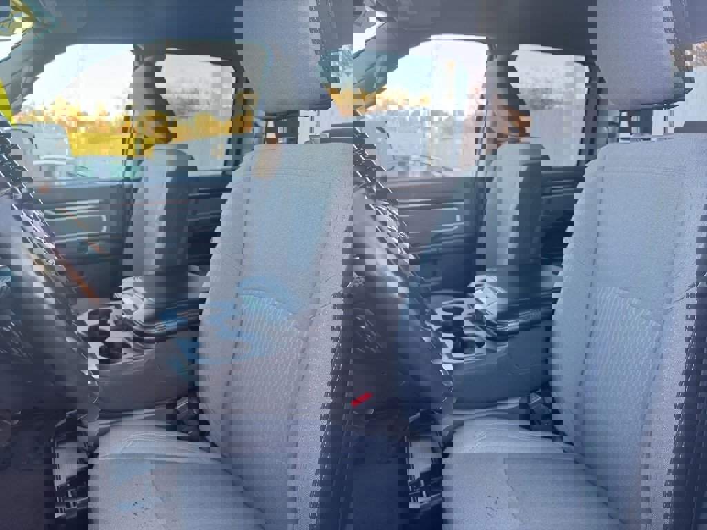 Used 2020 RAM 2500 Big Horn w/ Level 1 Equipment Group image 9