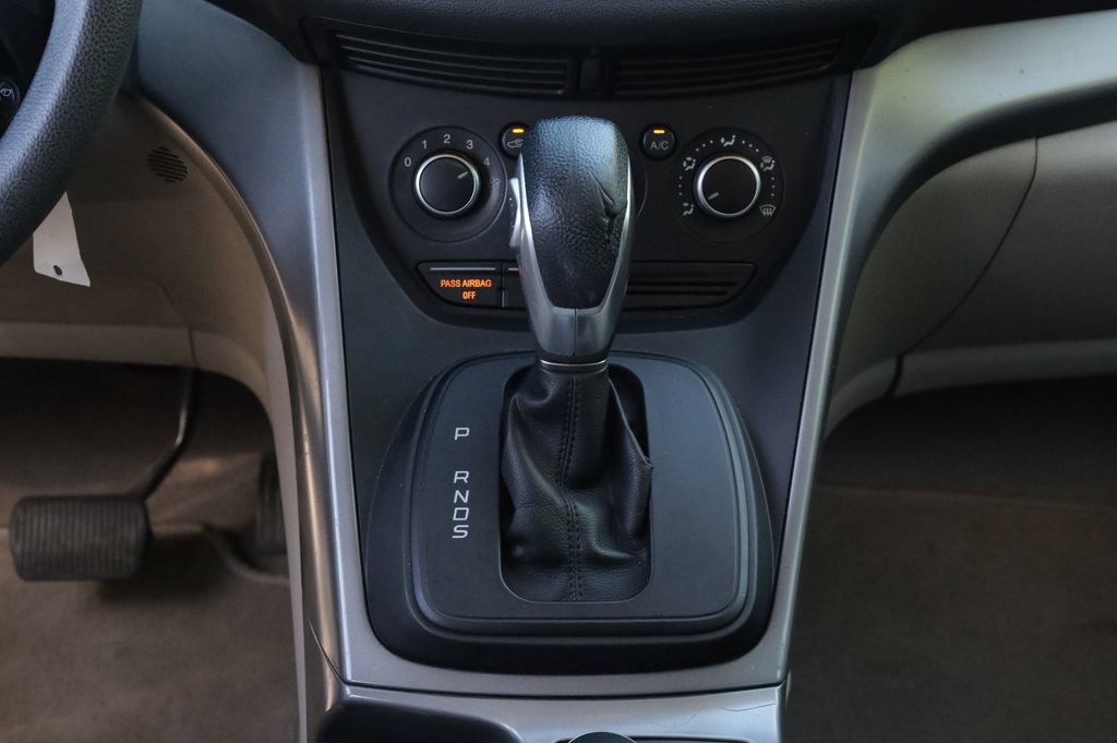 Used 2015 Ford Escape SE image 19