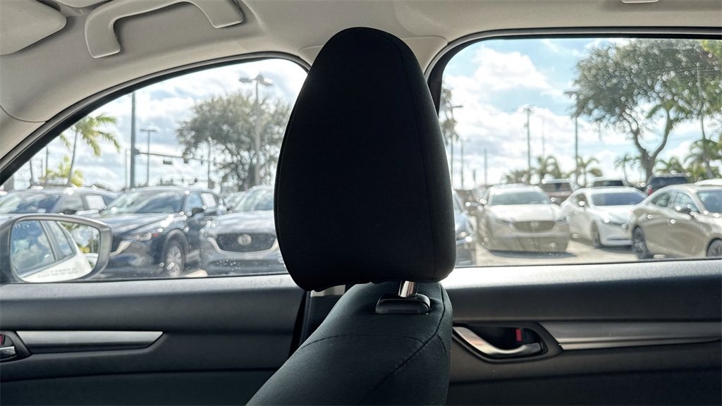 Used 2021 MAZDA CX-5 Sport image 17