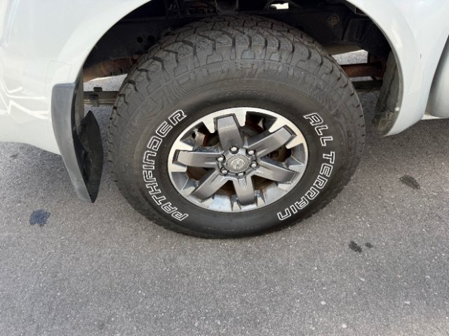 Used 2016 Nissan Frontier PRO-4X w/ Pro-4x Luxury Package AWD/4WD image 27