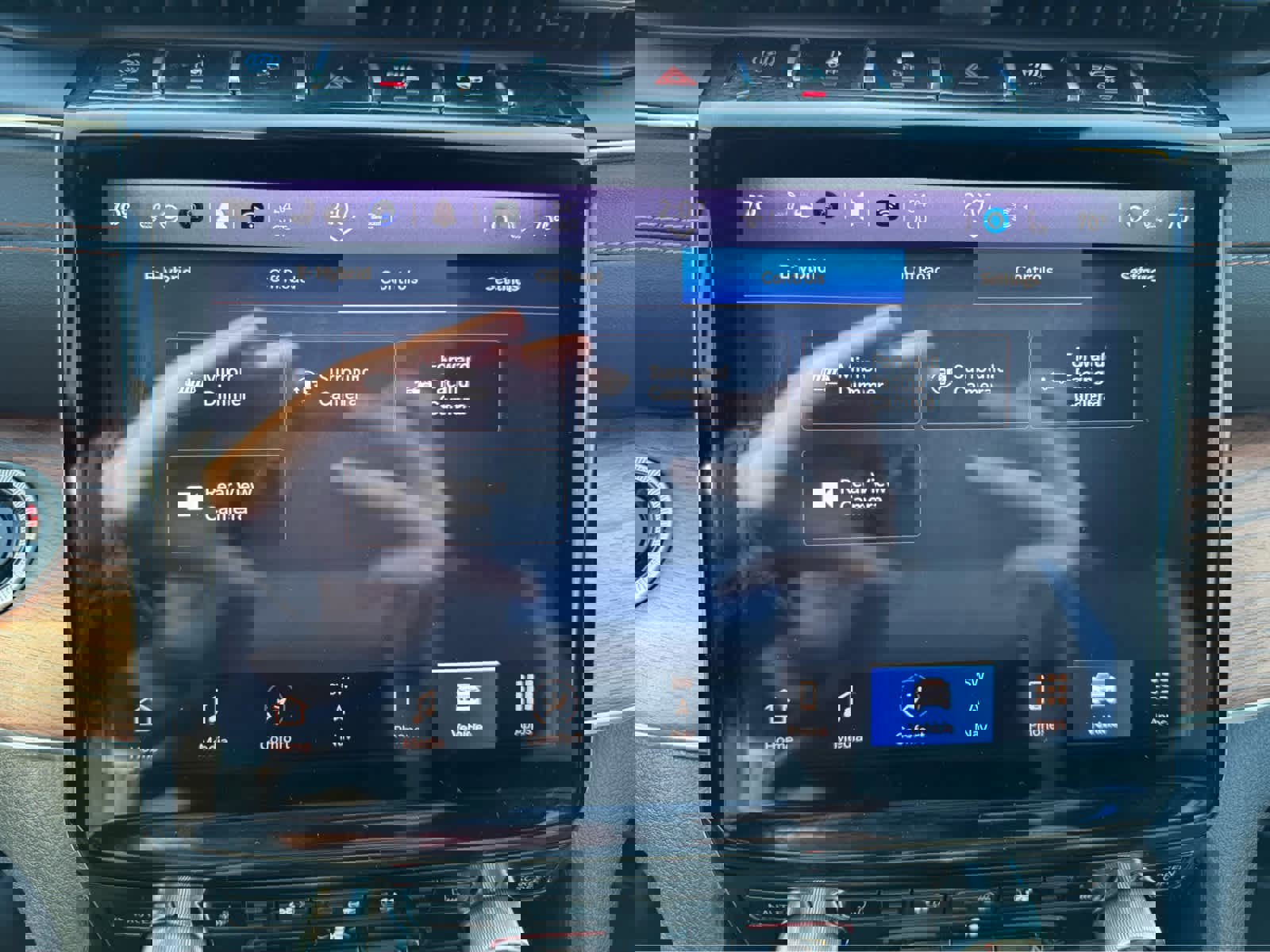 Used 2023 Jeep Grand Cherokee Summit w/ Luxury Tech Group V image 25