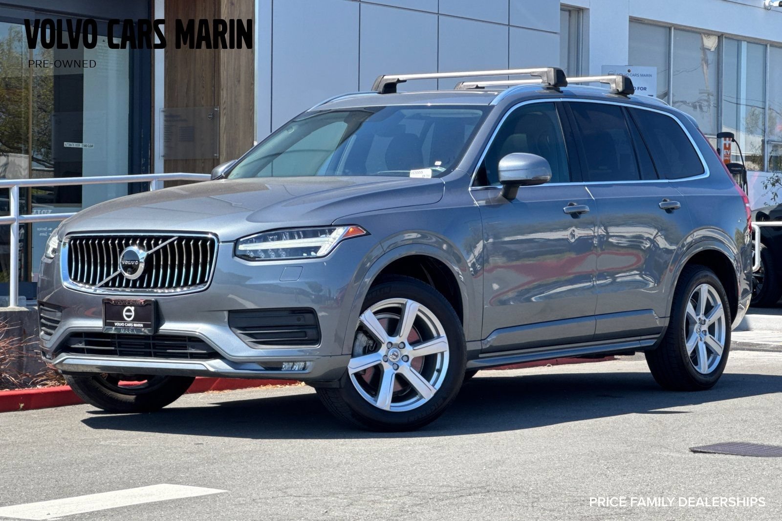 Used 2020 Volvo XC90 T6 Momentum AWD/4WD image 1