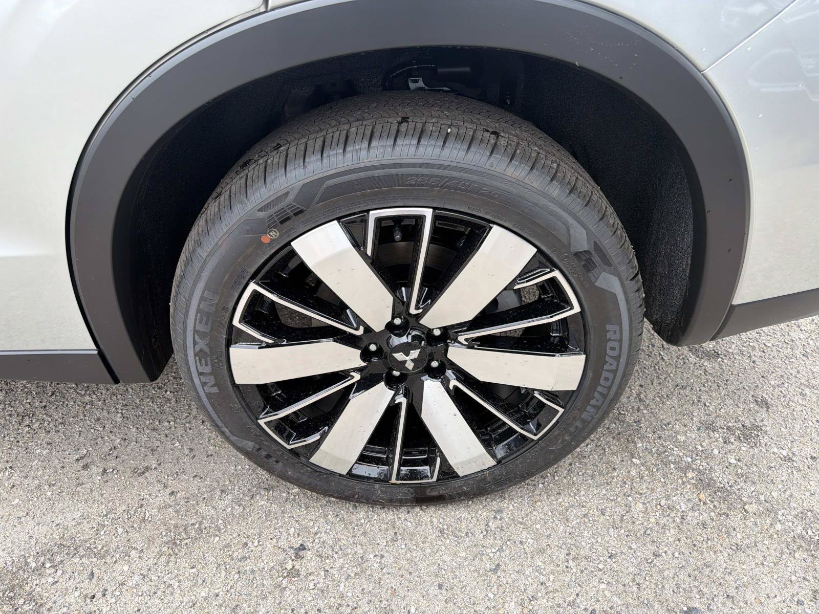 New 2026 Mitsubishi Outlander SE AWD/4WD image 6