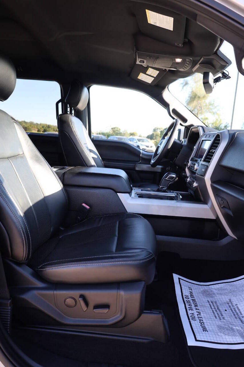 Used 2020 Ford F150 Lariat w/ Equipment Group 502A Luxury AWD/4WD image 15