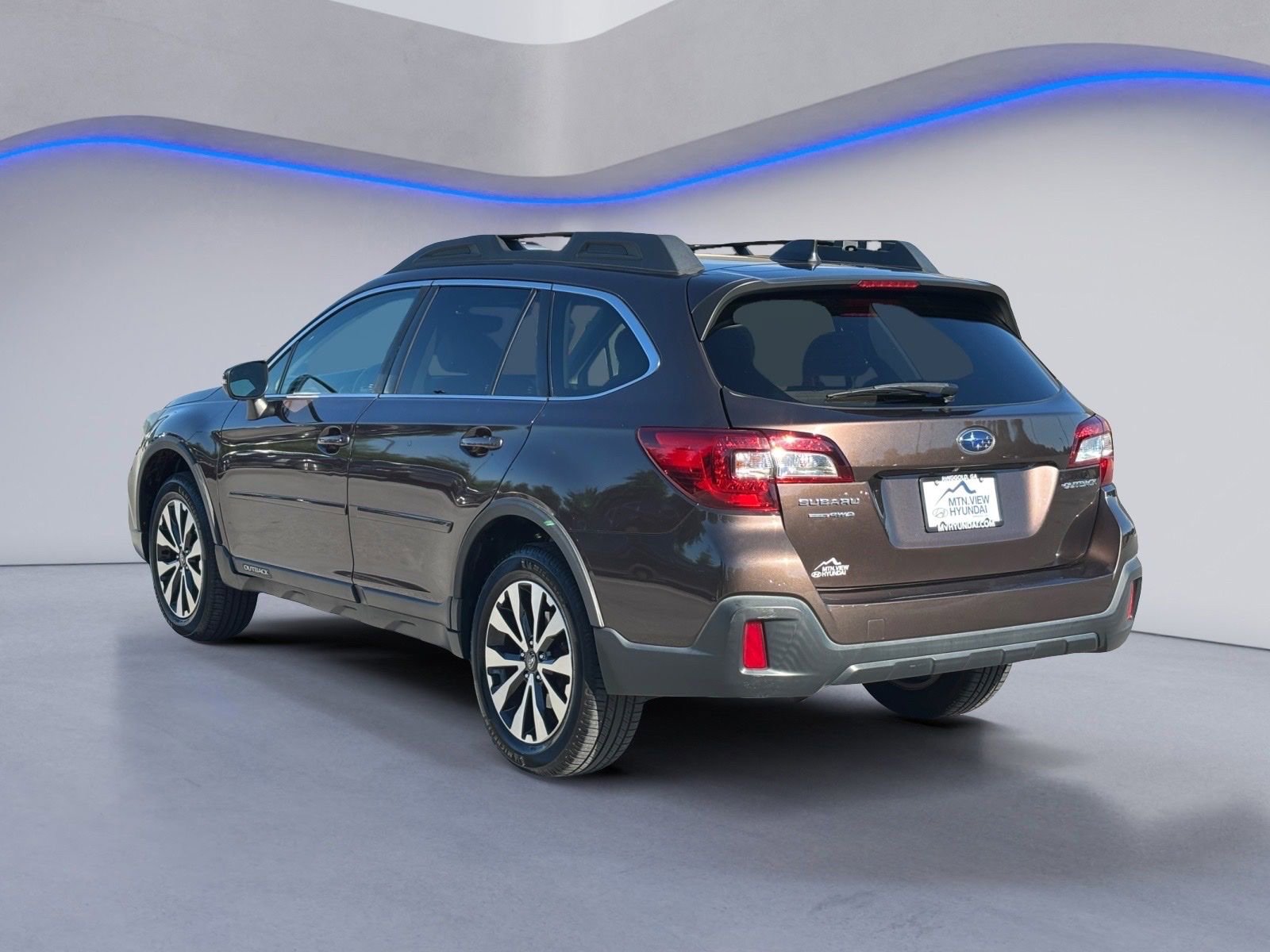 Used 2019 Subaru Outback 2.5i Premium AWD/4WD image 6