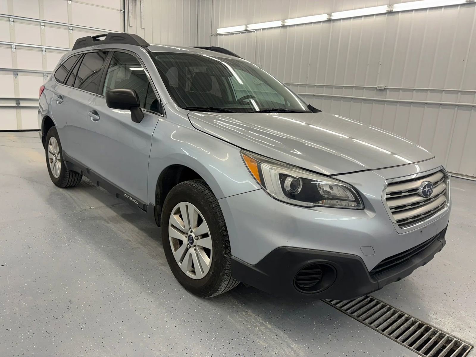 Used 2017 Subaru Outback 2.5i AWD/4WD image 12