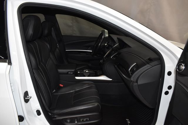 Used 2018 Acura RLX Sport Hybrid w/ Advance Pkg image 30