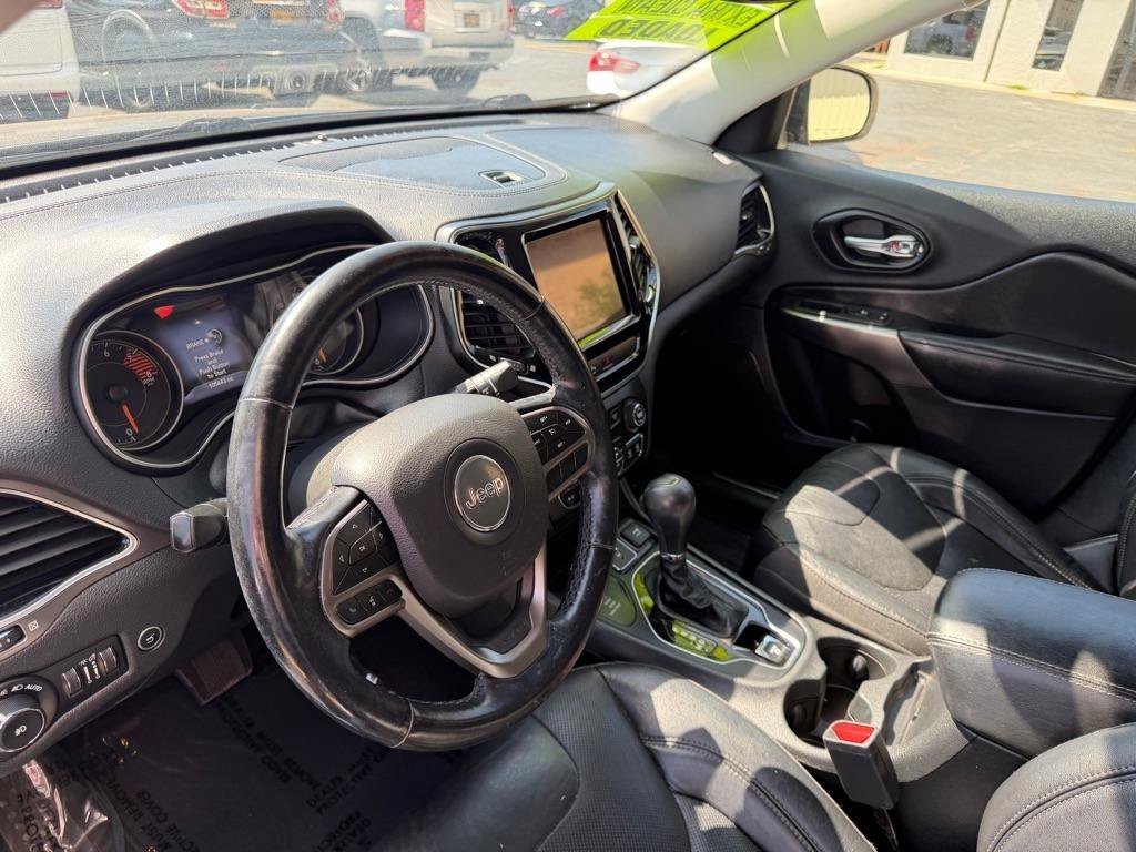 Used 2020 Jeep Cherokee Limited AWD/4WD image 27