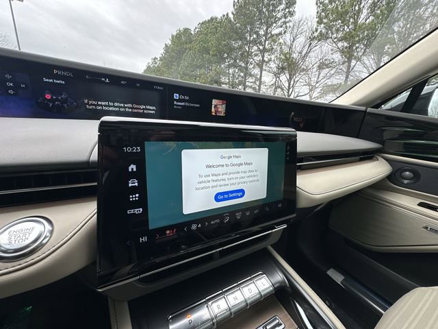 Used 2025 Lincoln Nautilus Reserve AWD/4WD image 18