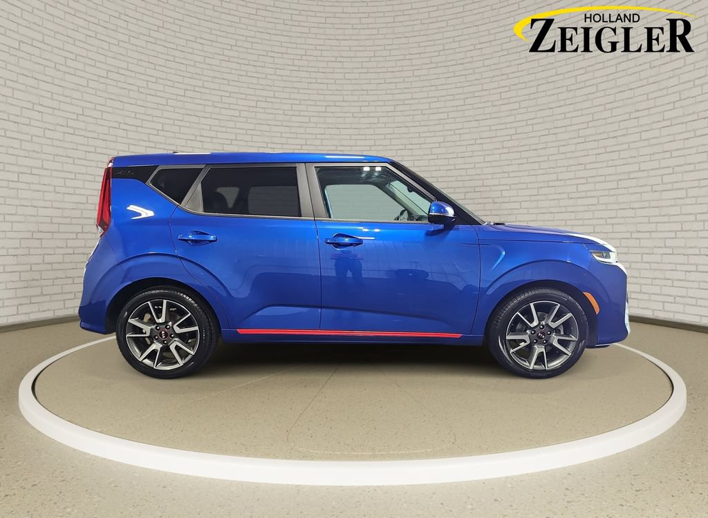 Used 2020 Kia Soul GT-Line Turbo FWD image 4