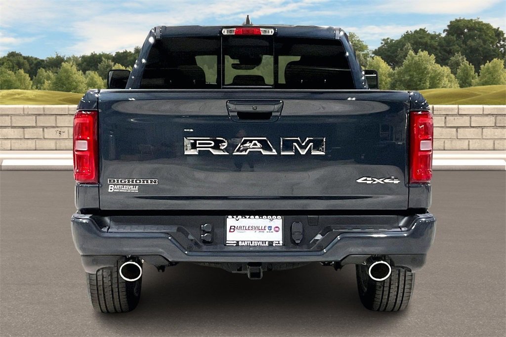 New 2026 RAM 1500 4x4 Crew Cab image 4