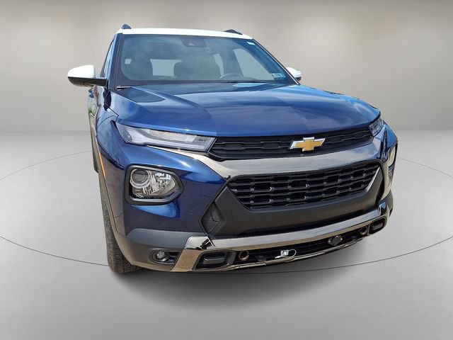 Used 2023 Chevrolet TrailBlazer ACTIV w/ Sun and Liftgate Package AWD/4WD image 2