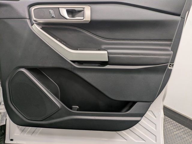 Certified 2023 Ford Explorer XLT image 27