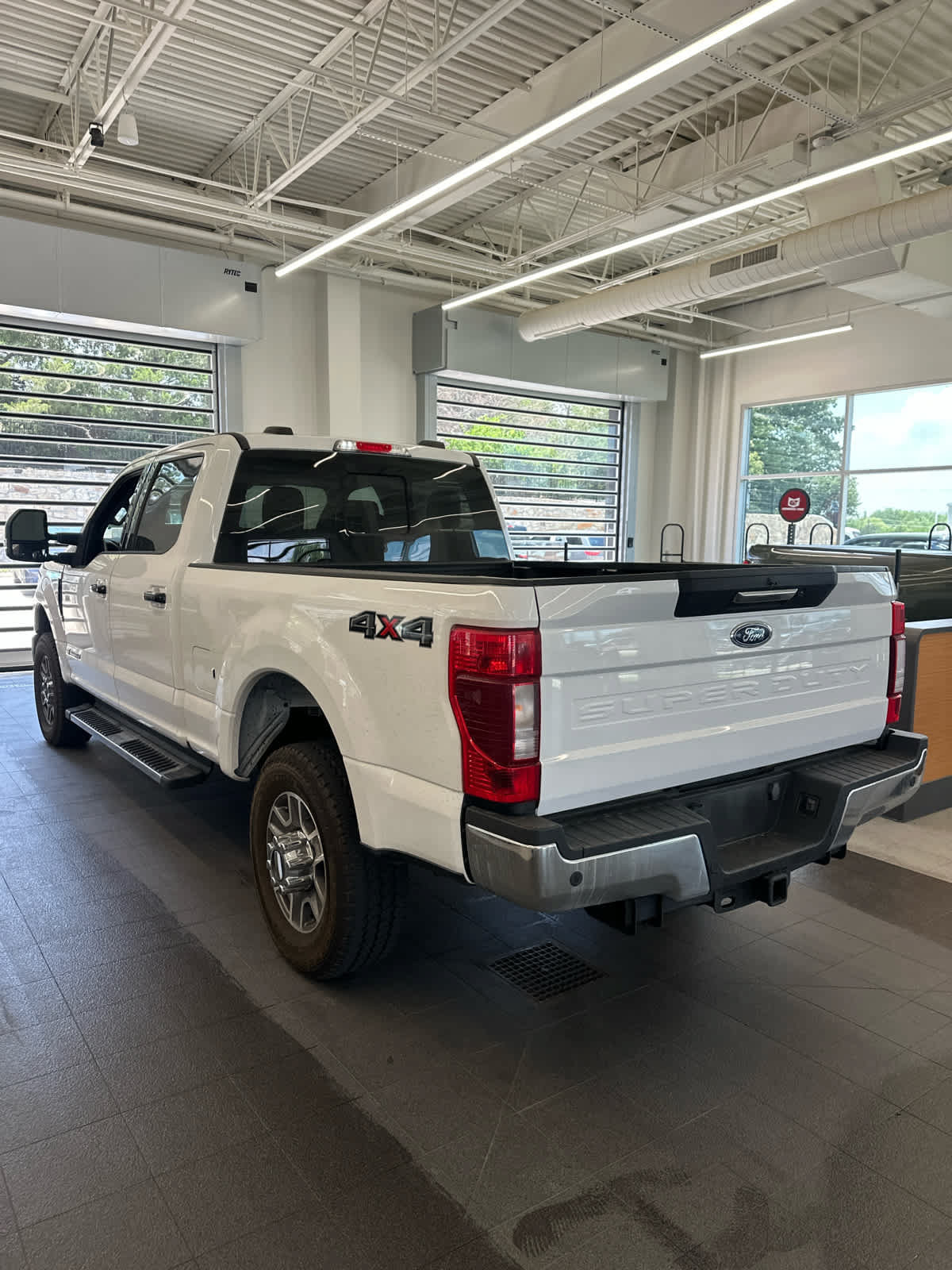 Used 2020 Ford F250 Lariat w/ Lariat Value Package AWD/4WD image 10