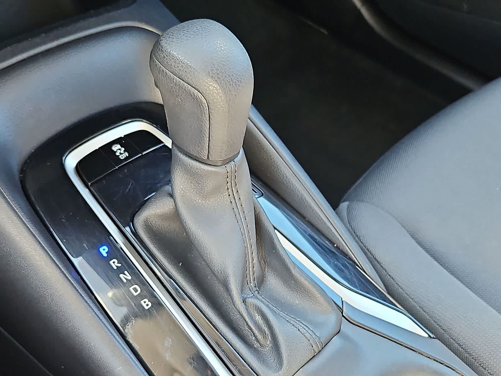 Used 2024 Toyota Corolla LE FWD image 21