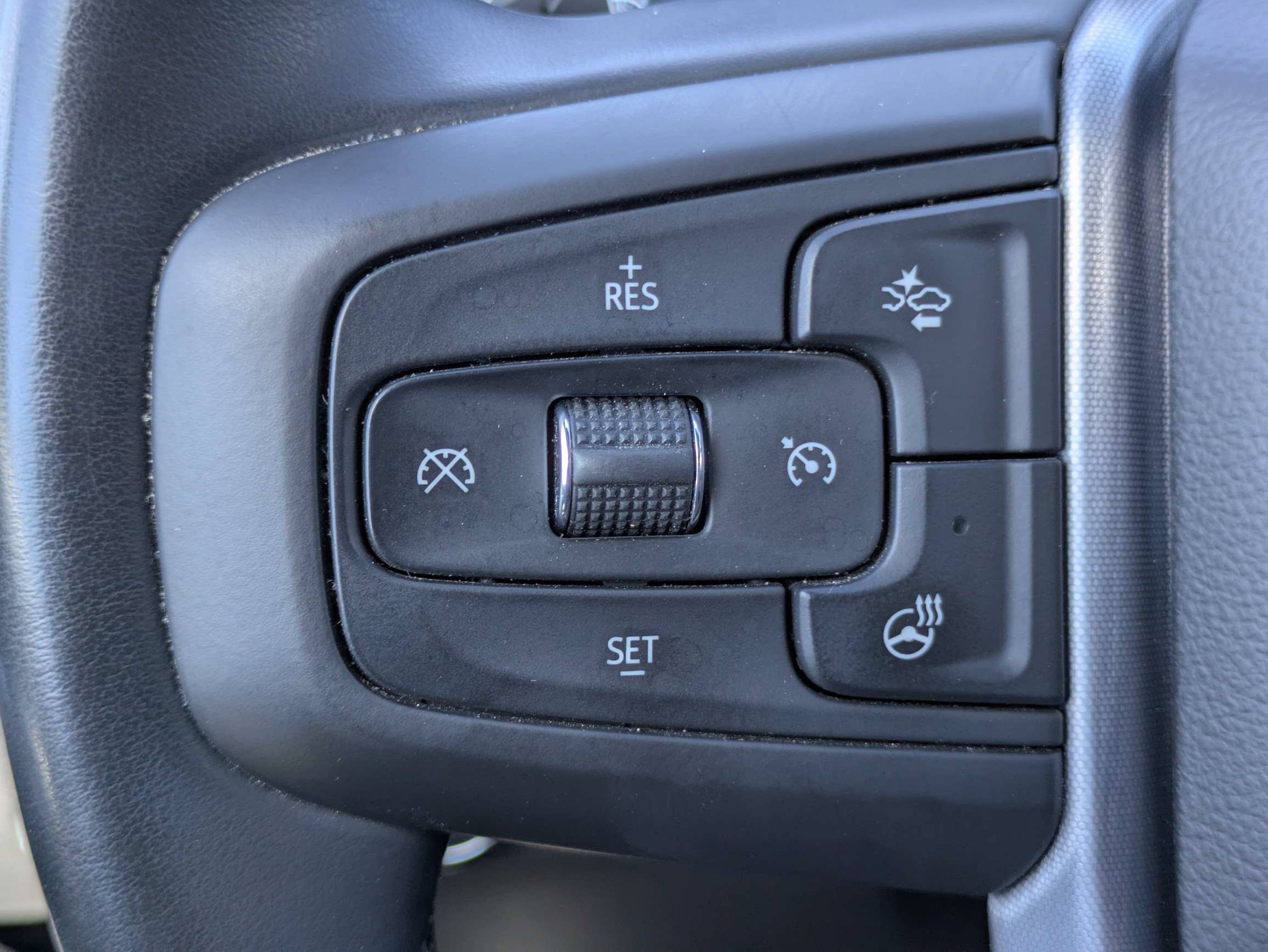 Certified 2025 GMC Sierra 1500 SLT RWD image 14