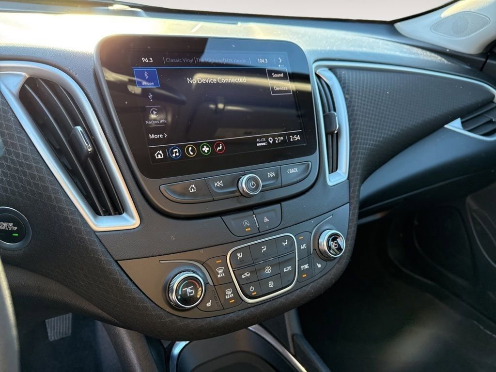 Used 2024 Chevrolet Malibu LT image 31