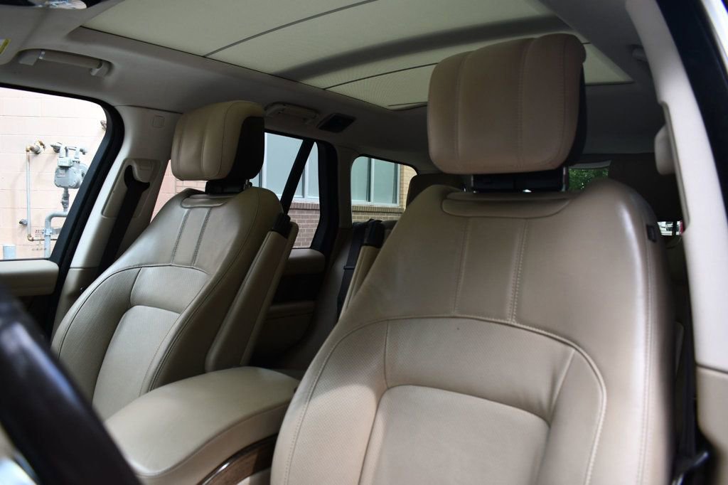 Used 2018 Land Rover Range Rover HSE image 27