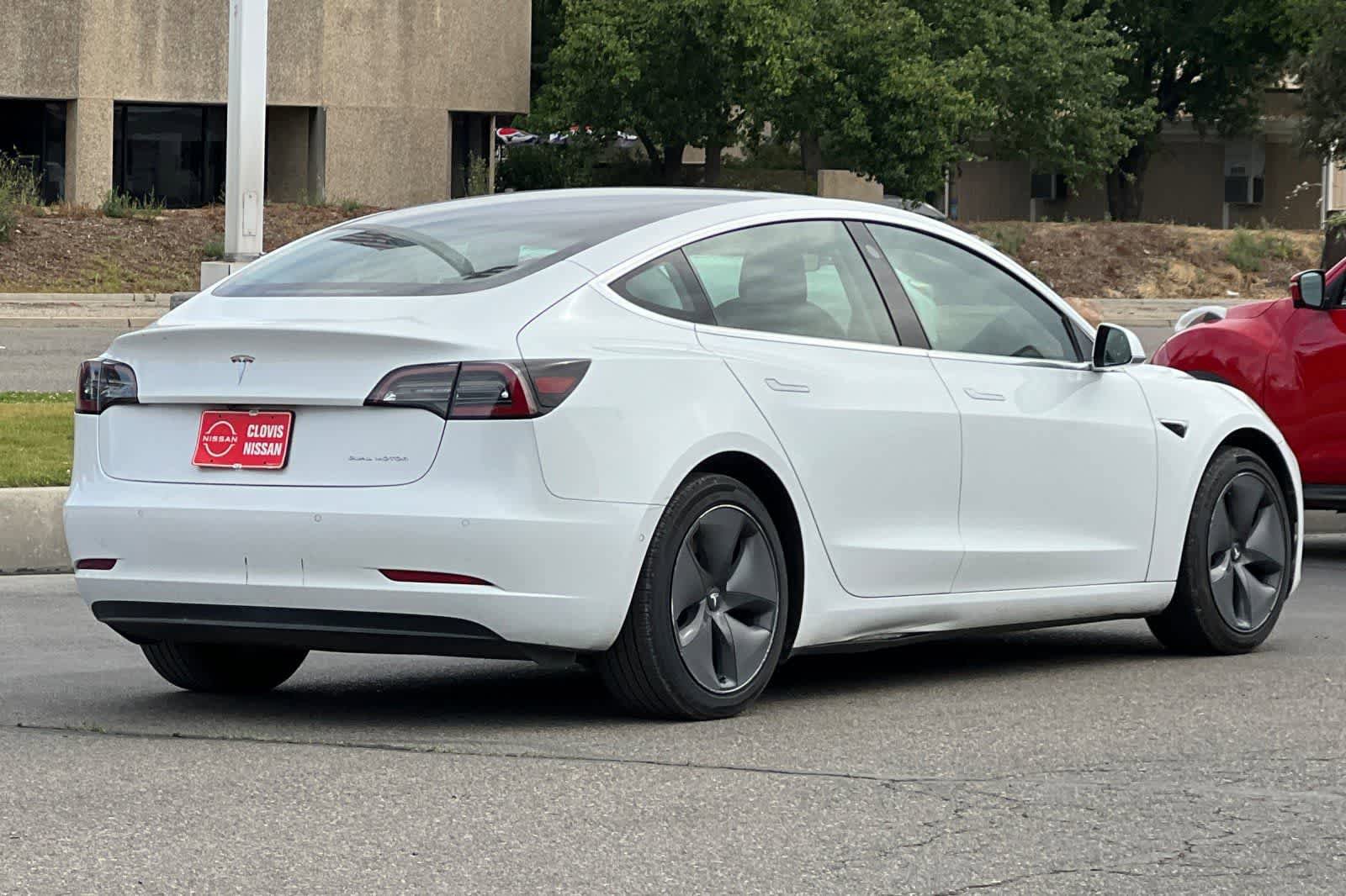 Used 2019 Tesla Model 3 Long Range AWD/4WD image 3