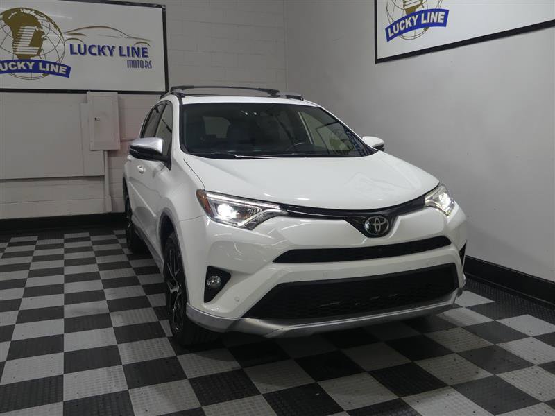 Used 2016 Toyota RAV4 SE w/ Advanced Technology Package AWD/4WD image 4