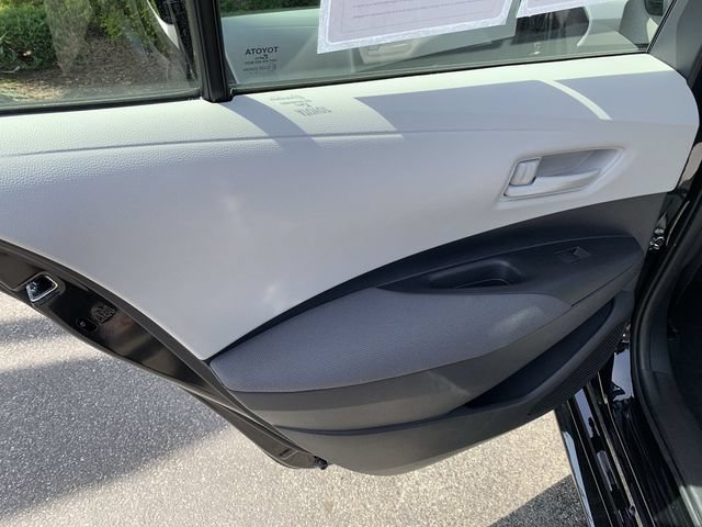 Used 2026 Toyota Corolla LE FWD image 15