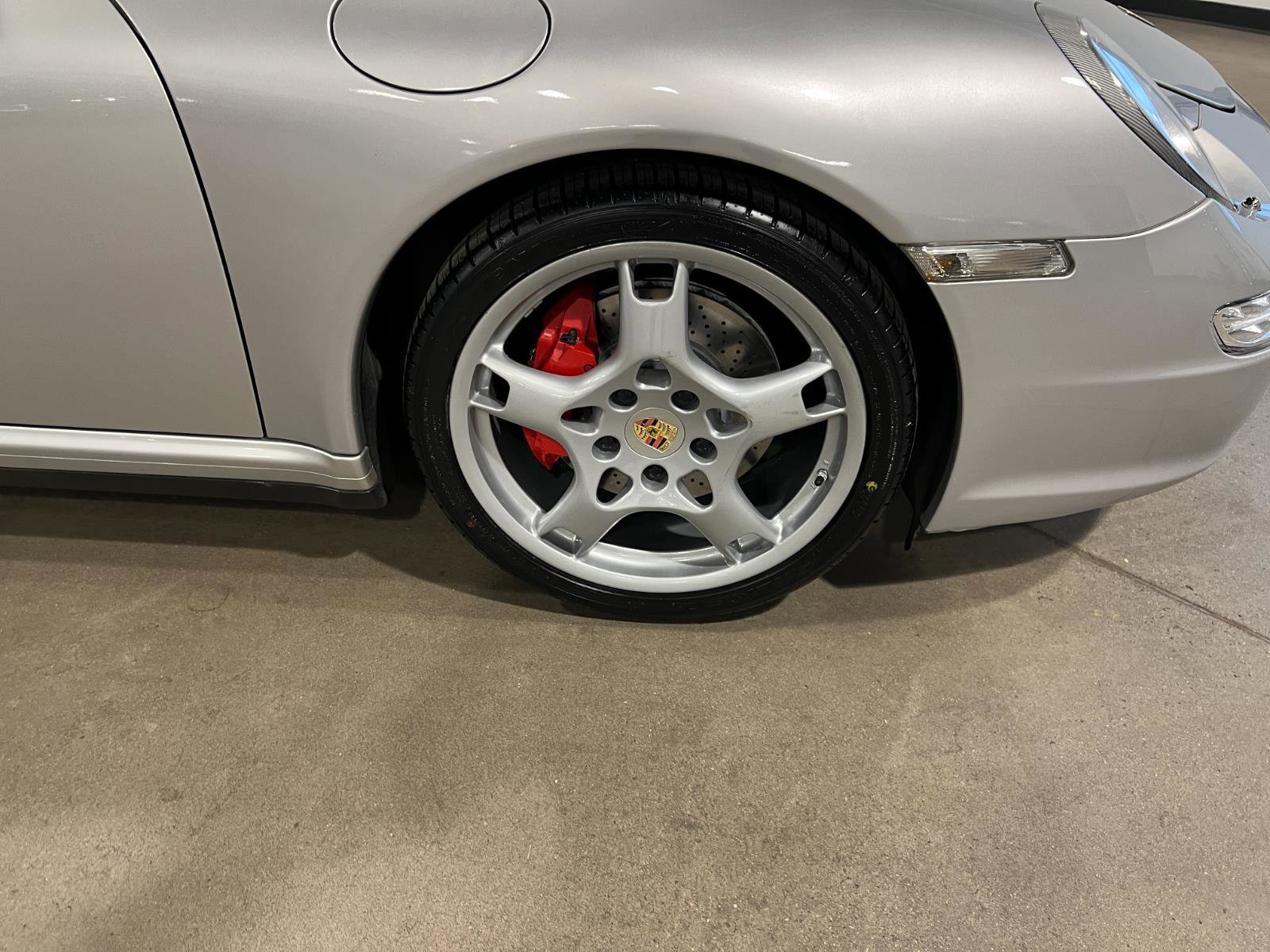 Used 2006 Porsche 911 Carrera 4S image 33