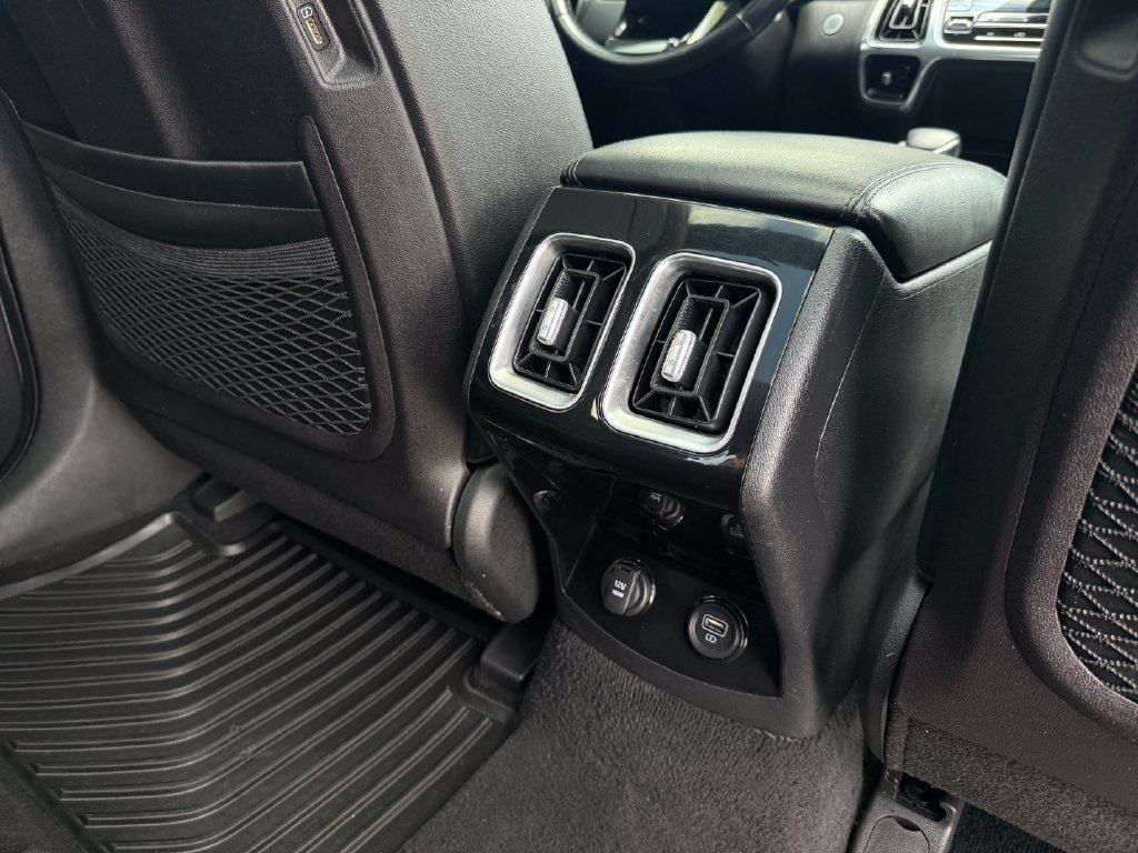 Used 2022 Kia Sorento SX Prestige AWD/4WD image 50