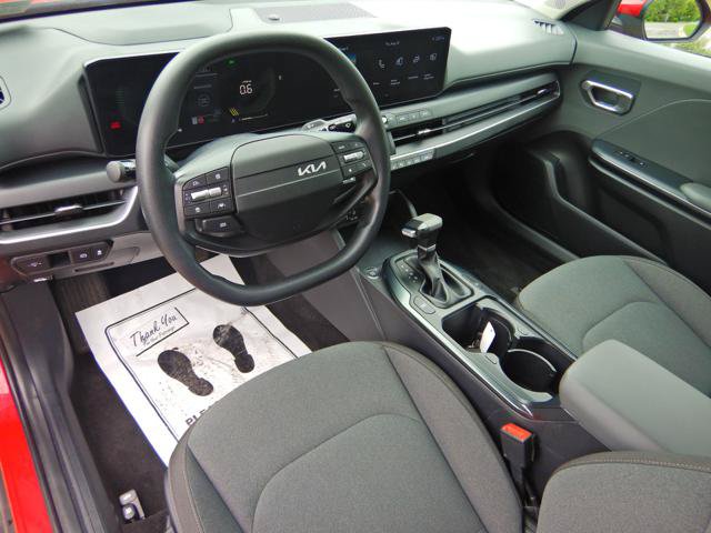 Used 2025 Kia K4 FWD image 5