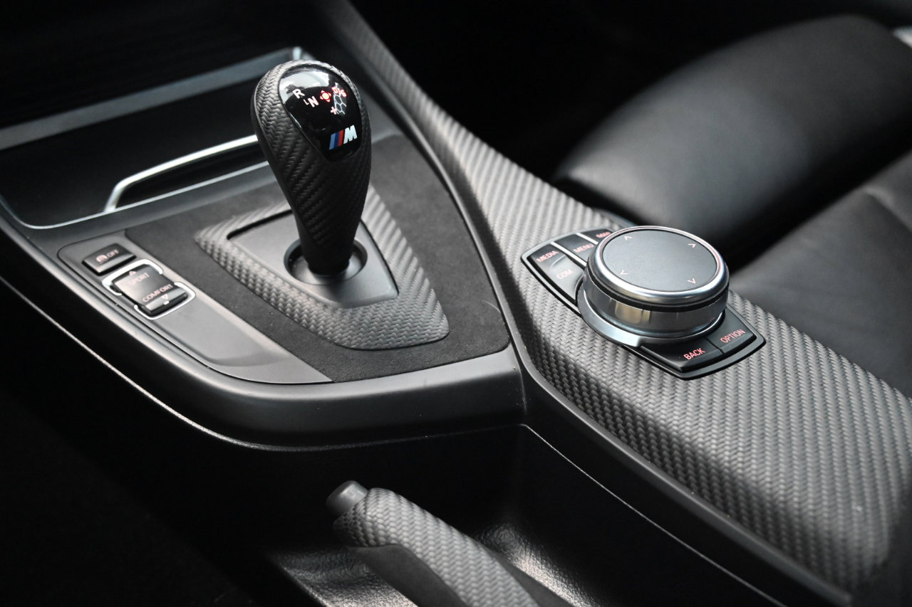 Used 2018 BMW M2 image 38