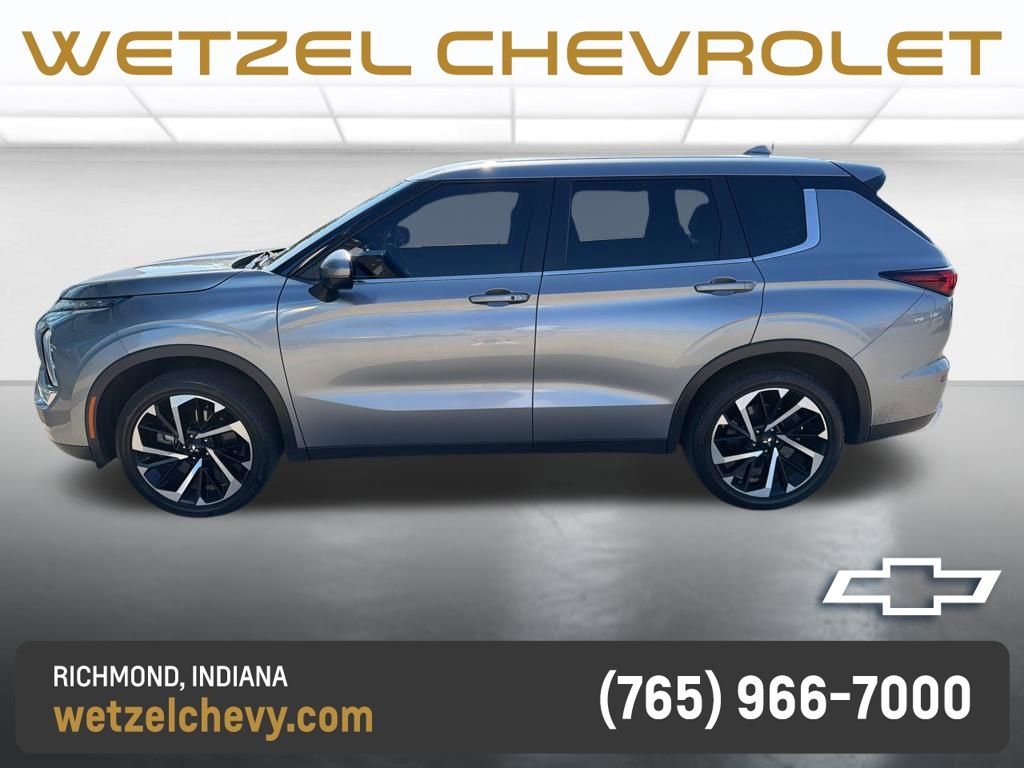 Used 2024 Mitsubishi Outlander SE