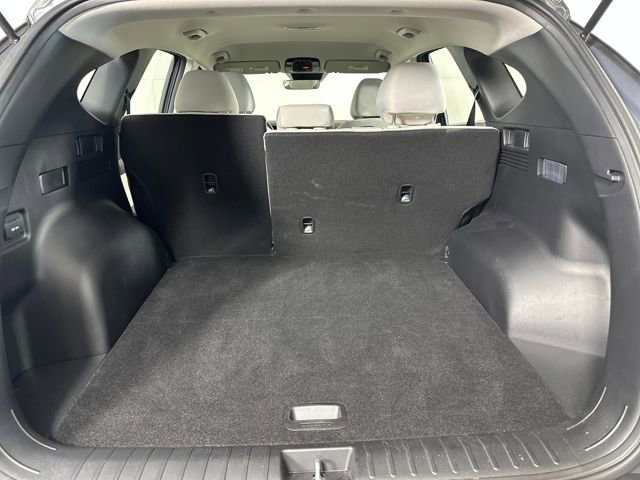 Certified 2025 Hyundai Tucson SE image 54