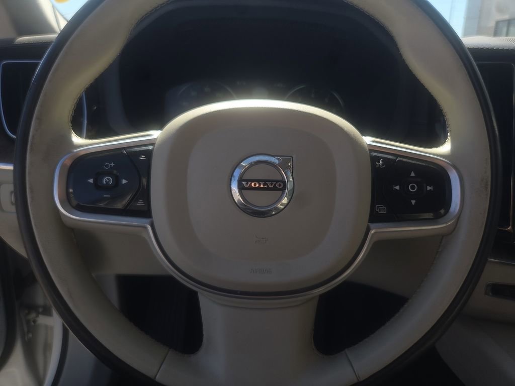 Used 2020 Volvo XC60 T5 Inscription image 25