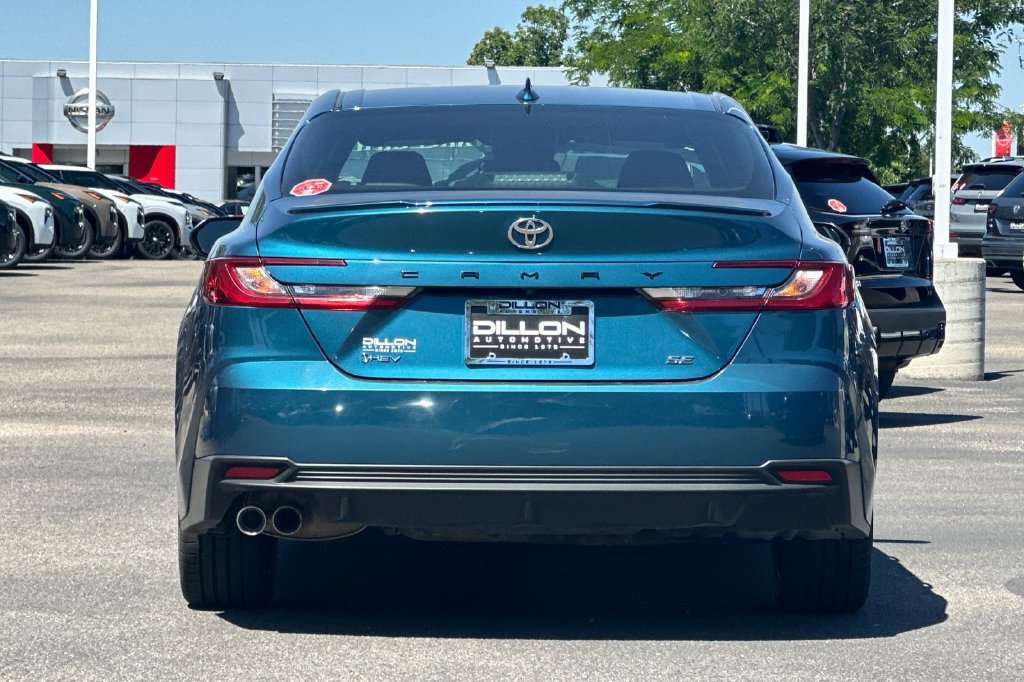 Used 2025 Toyota Camry SE FWD image 8