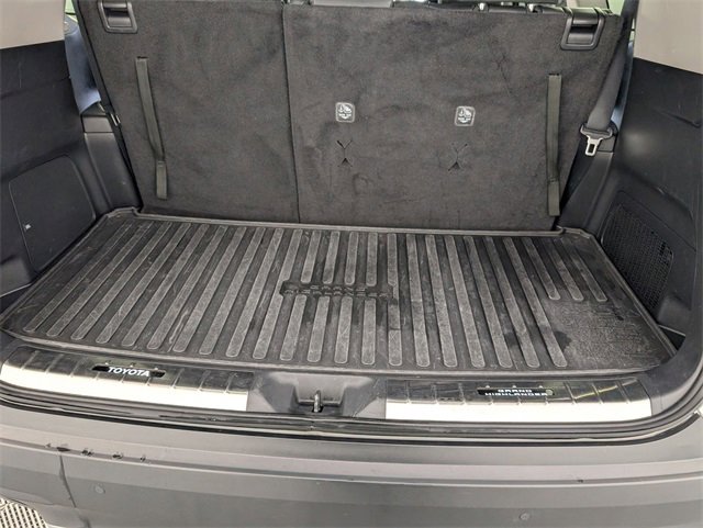 Used 2024 Toyota Grand Highlander Limited image 29