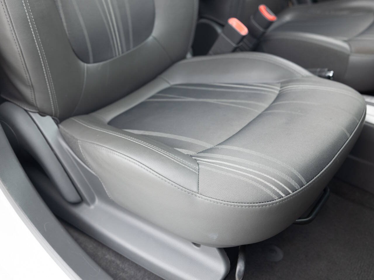 Used 2015 Chevrolet Spark LT FWD image 27