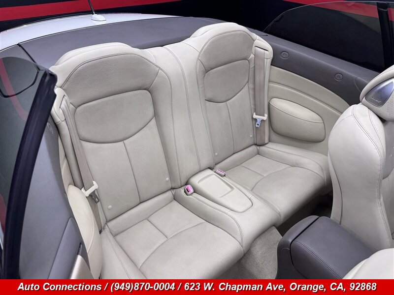 Used 2010 INFINITI G37 Convertible w/ Premium Pkg RWD image 8