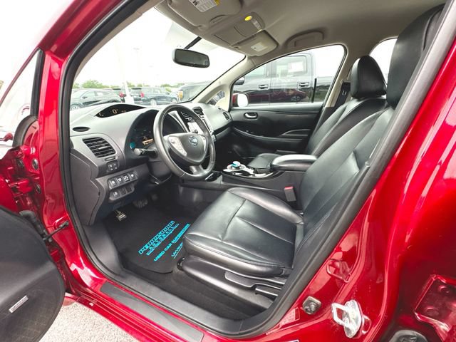 Used 2015 Nissan Leaf SL w/ Premium Package FWD image 10