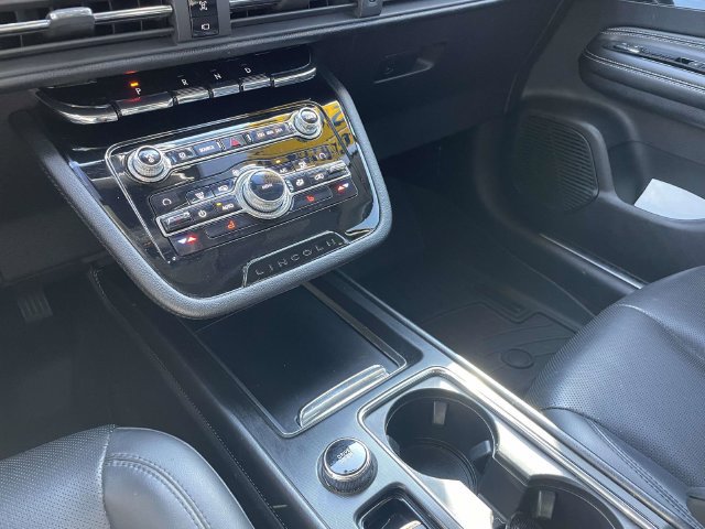 Used 2020 Lincoln Corsair FWD image 30