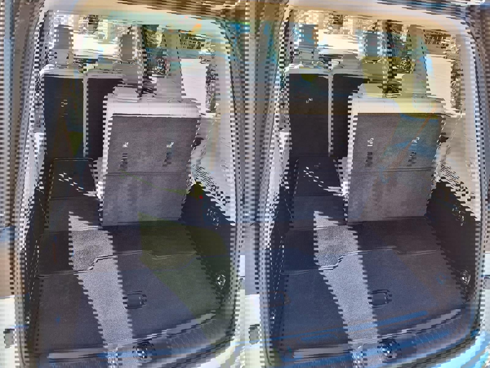 Certified 2023 Jeep Wagoneer Series III w/ Preferred Equipment Group image 30