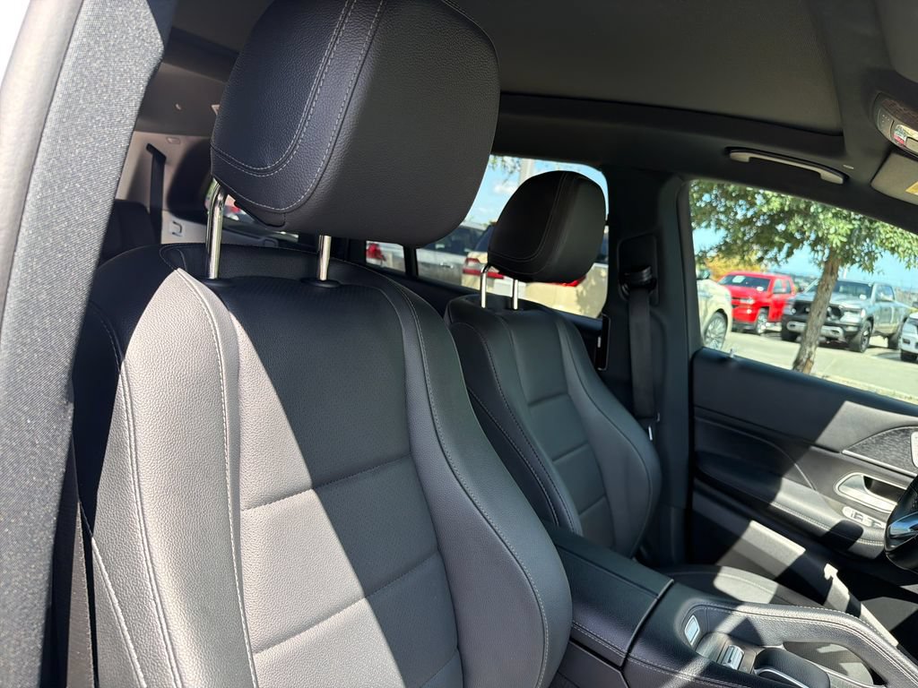 Used 2023 Mercedes-Benz GLS 450 4MATIC image 42