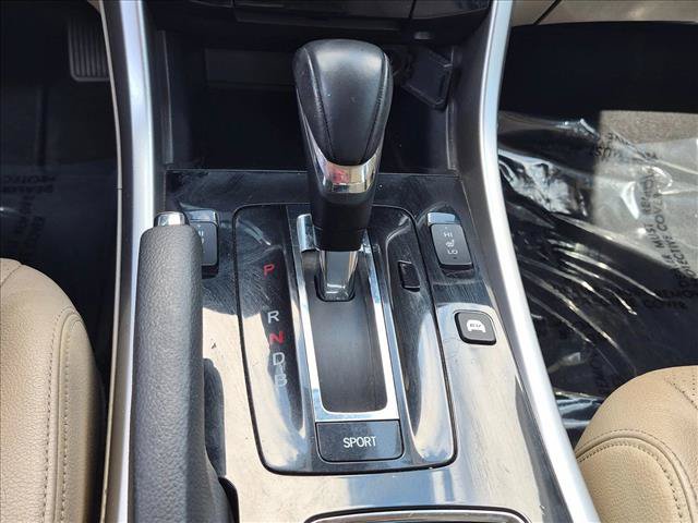 Used 2017 Honda Accord EX-L image 13