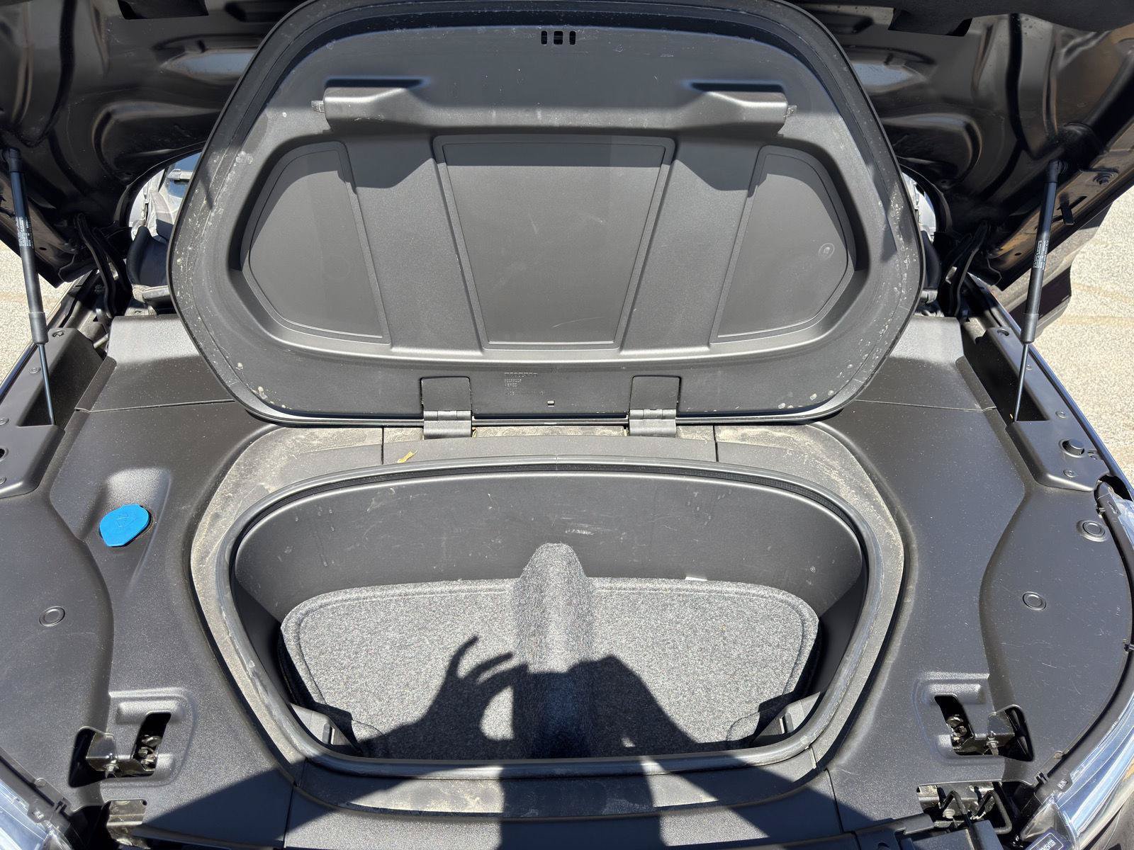 Used 2021 Volvo XC40 P8 Recharge w/ Advanced Package AWD/4WD image 38