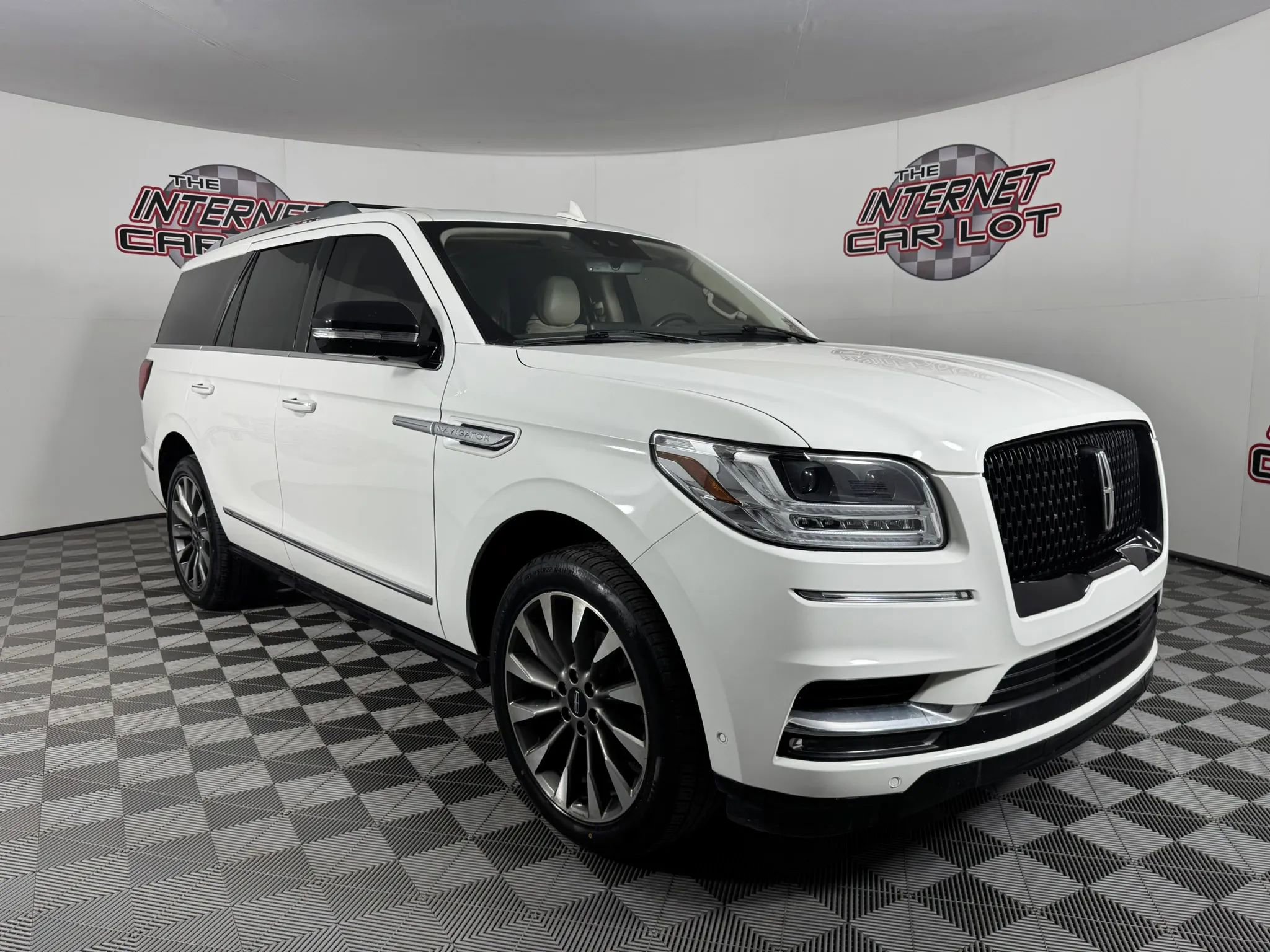 Used 2021 Lincoln Navigator Reserve w/ Luxury Package image 9