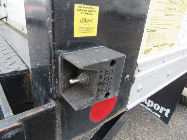 Used 2023 Ford E-450 and Econoline 450 Super Duty w/ Power Windows & Locks Group RWD image 16